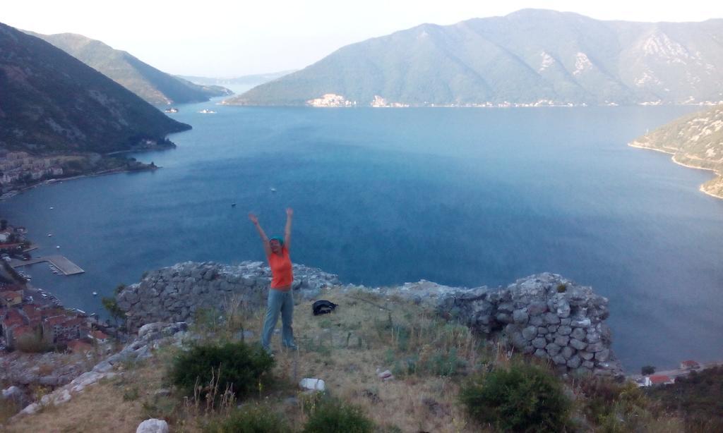 Rooms Banicevic Risan Bagian luar foto