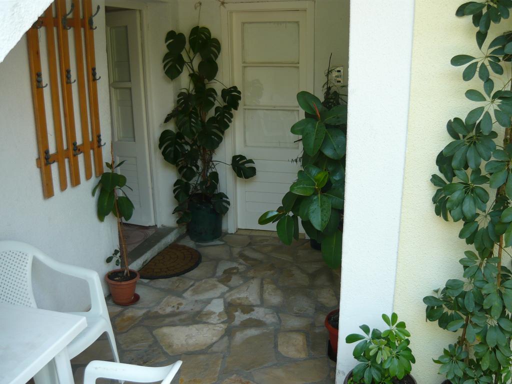 Rooms Banicevic Risan Bagian luar foto