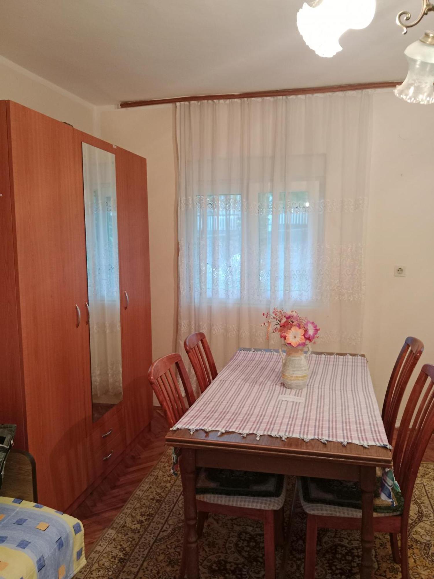 Rooms Banicevic Risan Bagian luar foto