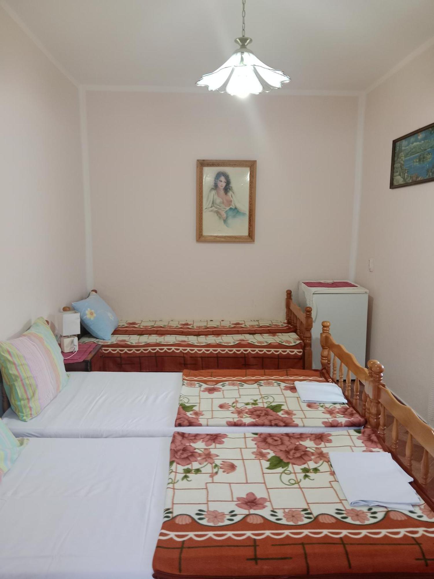 Rooms Banicevic Risan Bagian luar foto