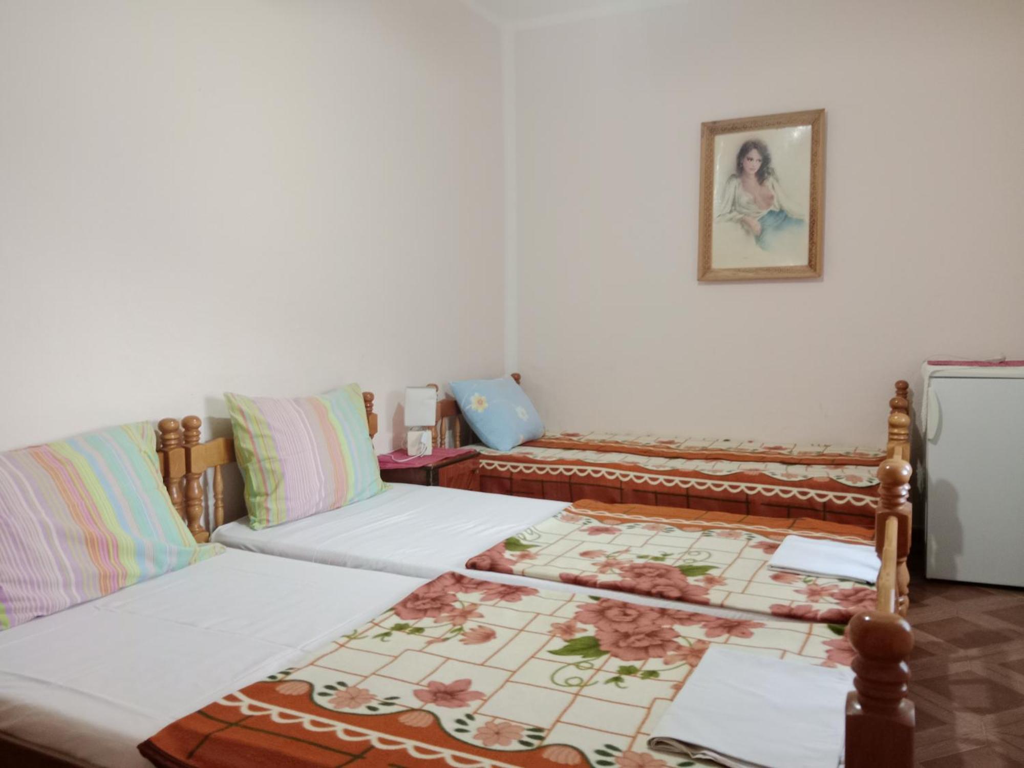 Rooms Banicevic Risan Bagian luar foto