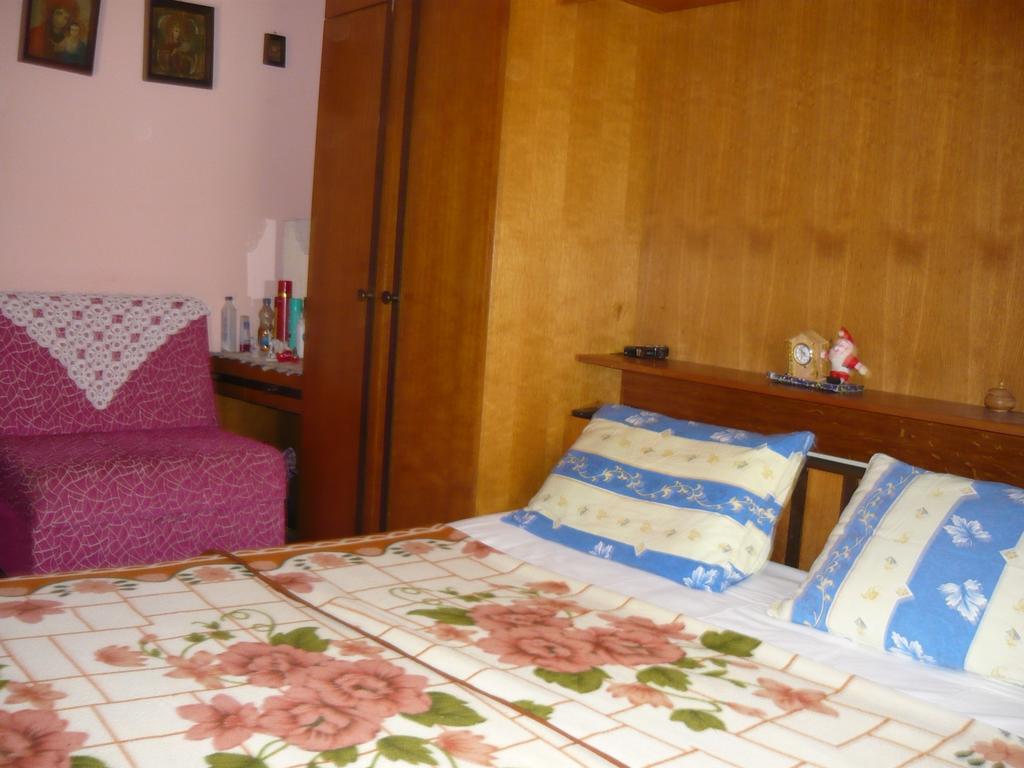 Rooms Banicevic Risan Bagian luar foto